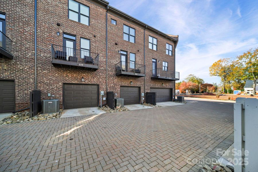 Image 29 of a home in .