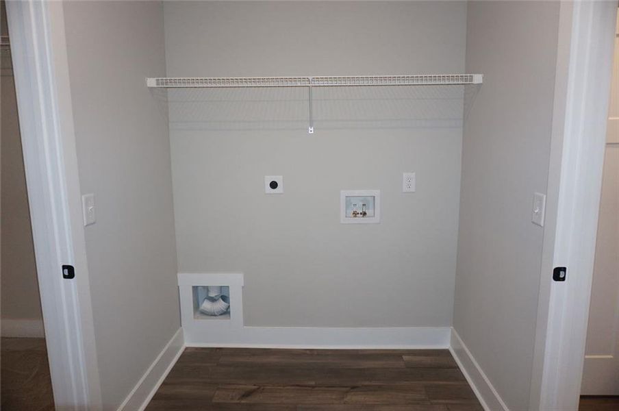 Spacious, unfurnished interior of a new home in , Dallas (Image 19).