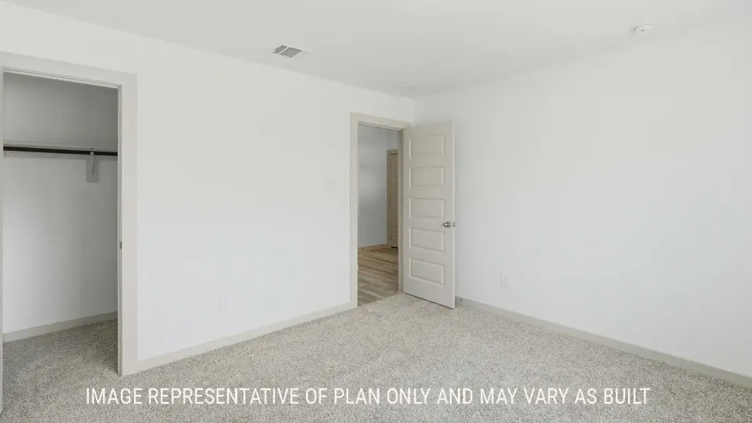 Representative unfurnished interior of a home built from the Elgin by D.R. Horton in Woodland Park, Beaumont (Image 17).