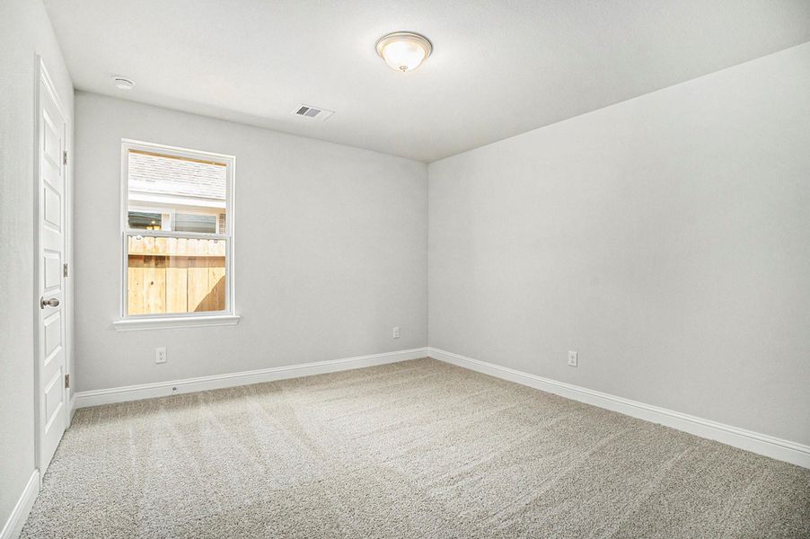 Spacious, unfurnished interior of a new home in Kiber Reserve, Angleton (Image 3).