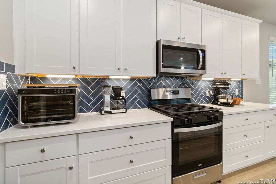 Close-up of interior finishes inside a home in Veranda: Classic, San Antonio (Image 18).