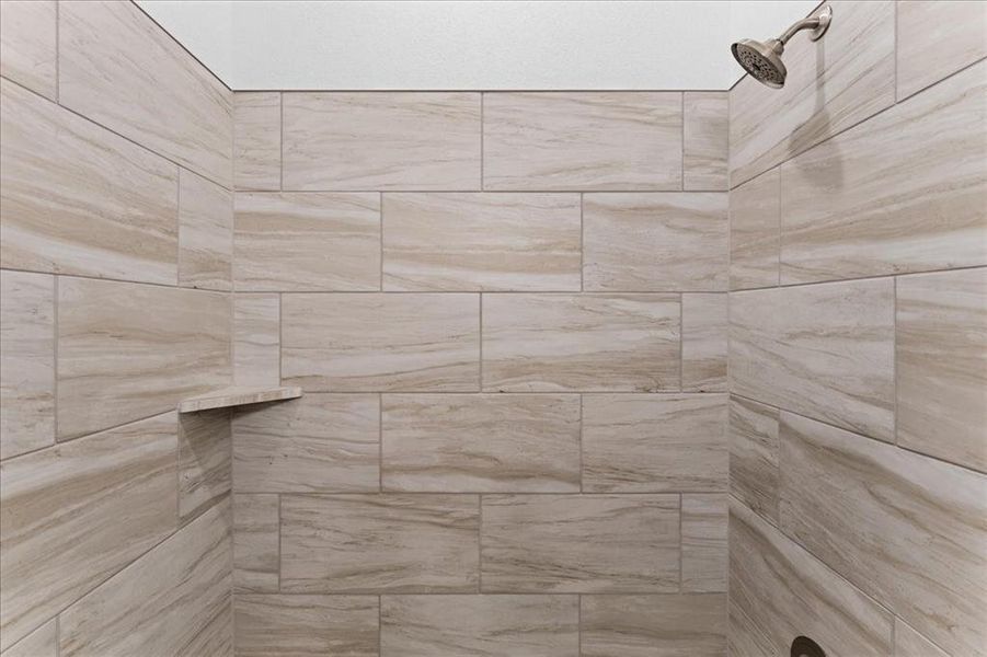 35_02-4005 Crick Ct (39 of 40)Bath 2