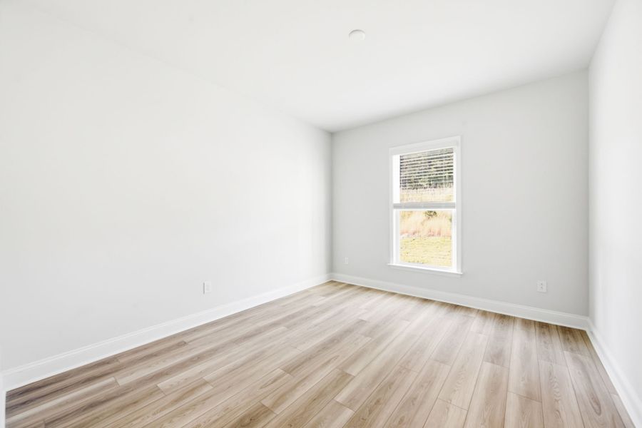 Spacious, unfurnished interior of a new home in Grand Arbor, Blythewood (Image 35).