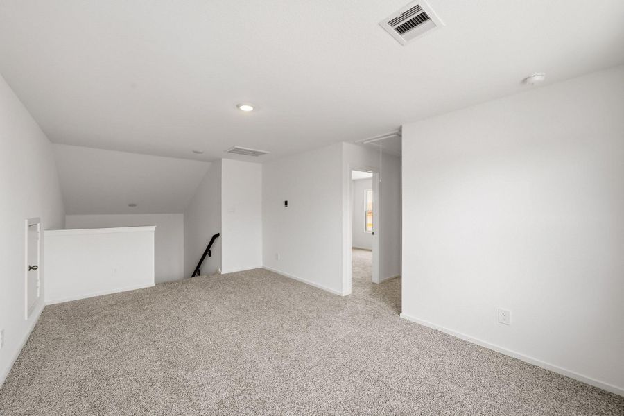 Spacious, unfurnished interior of a new home in Maple Woods, Hockley (Image 11).