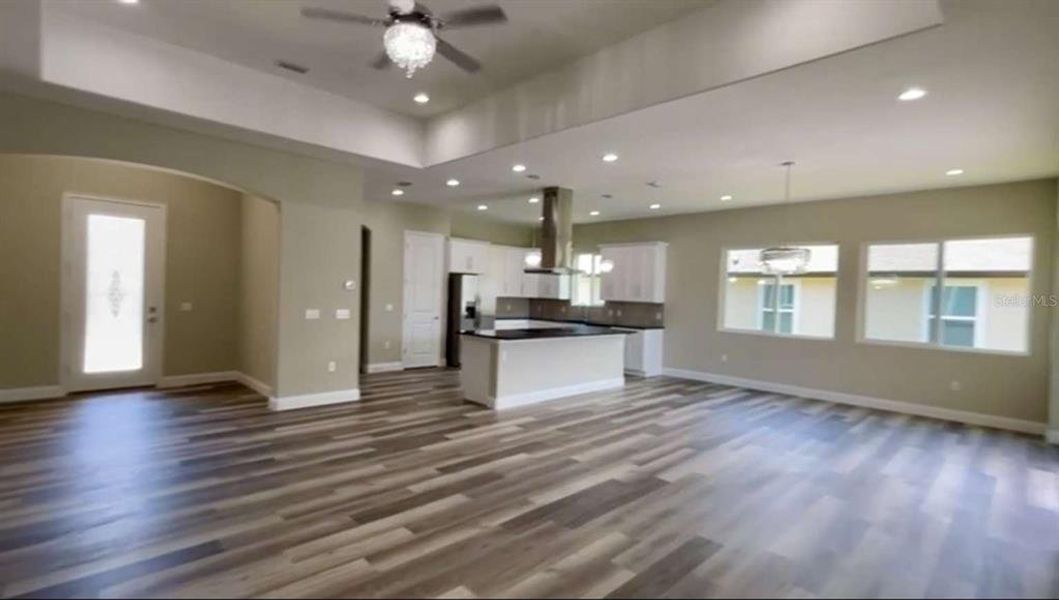 Image 8 of a home in . Image 8 of a home in .