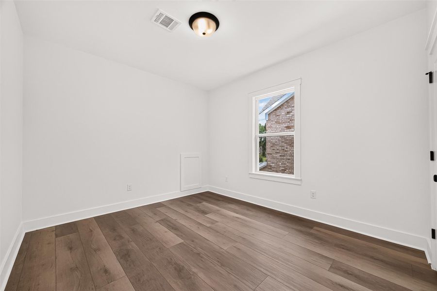 Spacious, unfurnished interior of a new home in Two Step Farm, Montgomery (Image 24). Spacious, unfurnished interior of a new home in Two Step Farm, Montgomery (Image 24).