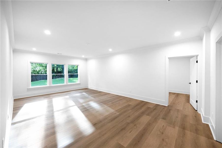 Spacious, unfurnished interior of a new home in , Alpharetta (Image 28). Spacious, unfurnished interior of a new home in , Alpharetta (Image 28).