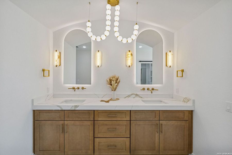 Furnished interior view inside a new home in , Floresville (Image 19).