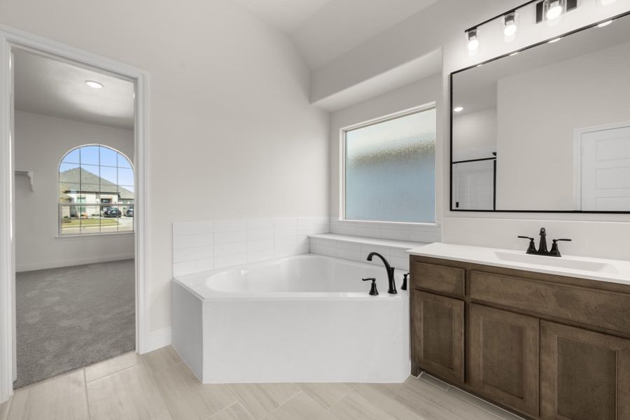 Furnished interior view inside a new home in Abe’s Landing, Granbury (Image 11). Furnished interior view inside a new home in Abe’s Landing, Granbury (Image 11).