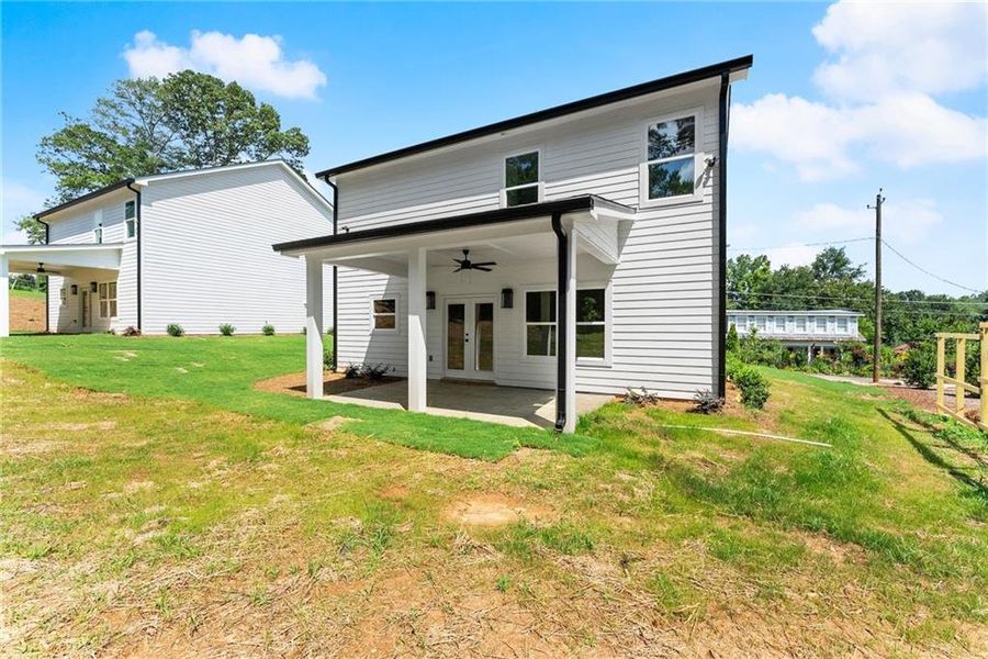 Exterior details and patio area of a home in , Clarkesville (Image 4).
