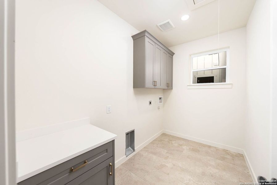 Furnished interior view inside a new home in , San Antonio (Image 17).