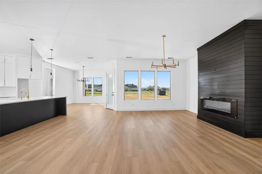Spacious, unfurnished interior of a new home in , Lone Oak (Image 15). Spacious, unfurnished interior of a new home in , Lone Oak (Image 15).