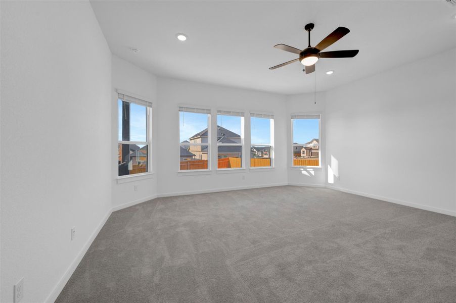 Spacious, unfurnished interior of a new home in Heritage, Dripping Springs (Image 16).