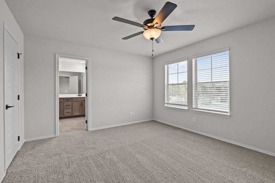 Representative unfurnished interior of a home built from the The Florence B by Davidson Homes LLC in Cedar Heights, San Antonio (Image 26).