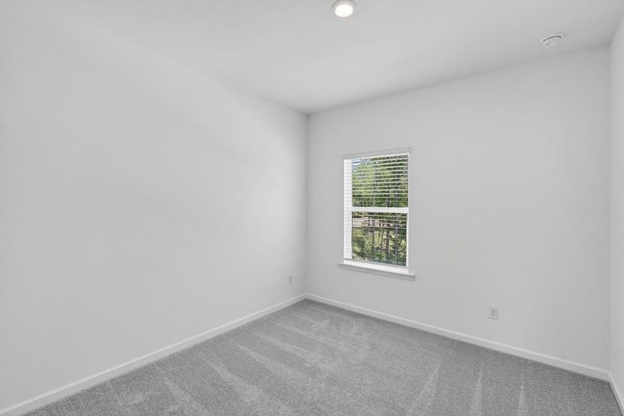 Spacious, unfurnished interior of a new home in Alder Creek, Cumming (Image 16).