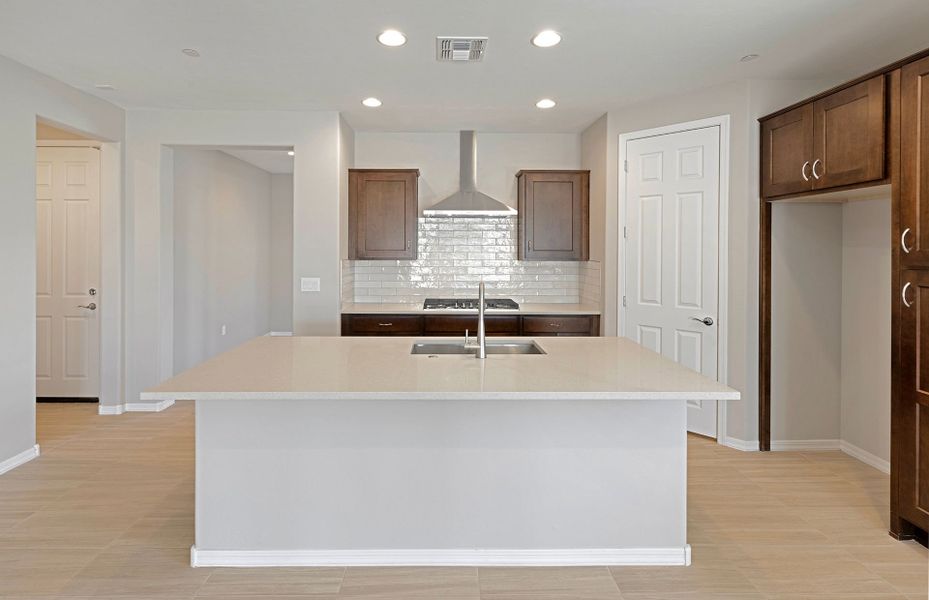 Furnished interior view inside a new home in Vistoso Canyon Estates, Oro Valley (Image 7). Furnished interior view inside a new home in Vistoso Canyon Estates, Oro Valley (Image 7).