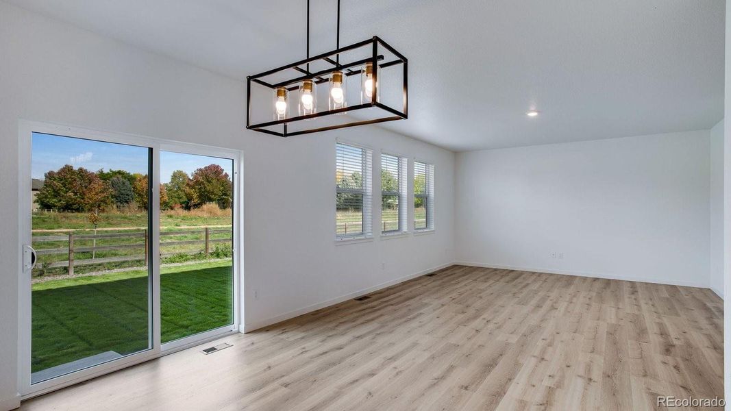 Spacious, unfurnished interior of a new home in Hansen Farm, Fort Collins (Image 21).