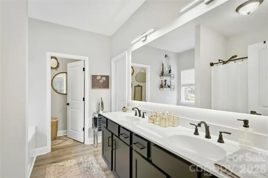 Furnished interior view inside a new home in , Lenoir (Image 10).