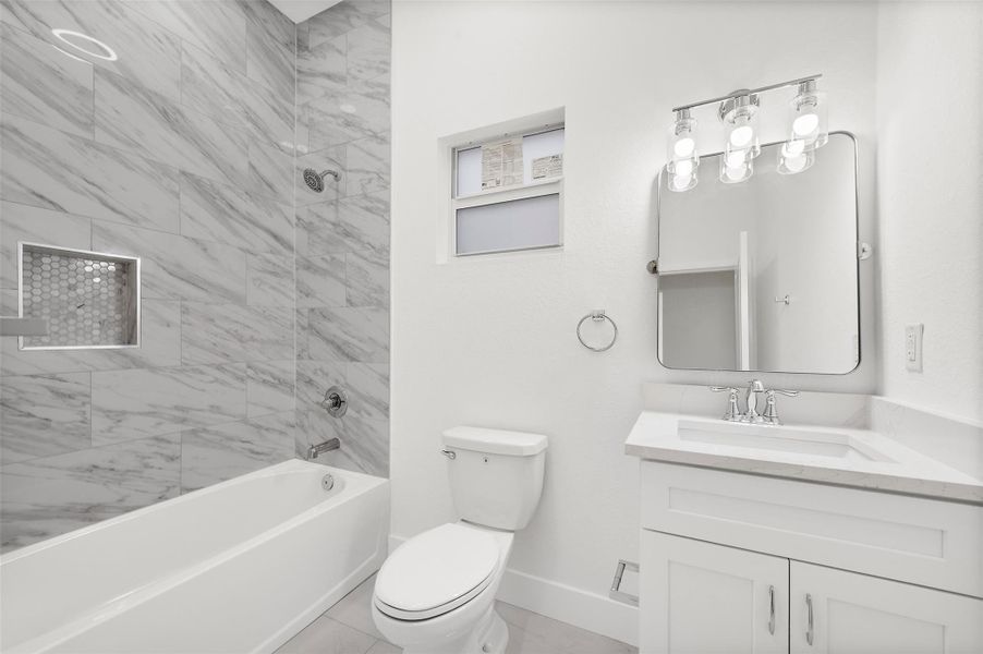 Furnished interior view inside a new home in , Fort Lauderdale (Image 4). Furnished interior view inside a new home in , Fort Lauderdale (Image 4).