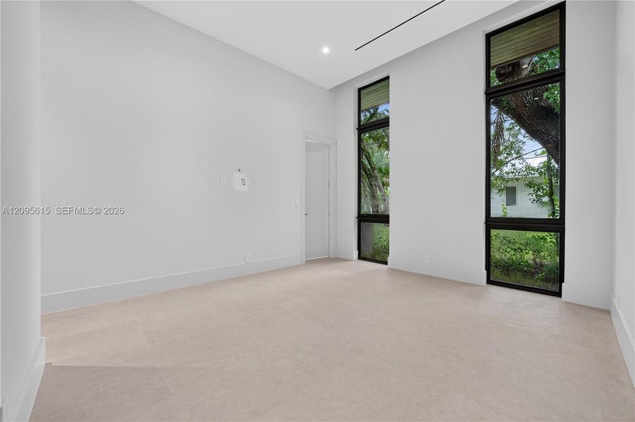 Spacious, unfurnished interior of a new home in , Miami (Image 50).