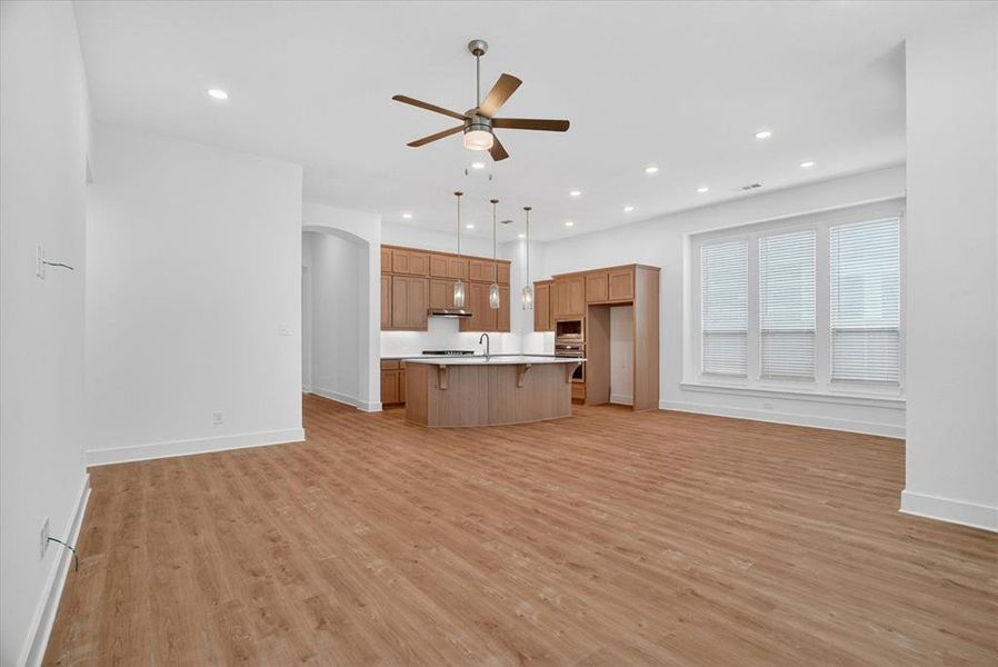 Spacious, unfurnished interior of a new home in Goodland, Venus (Image 18). Spacious, unfurnished interior of a new home in Goodland, Venus (Image 18).