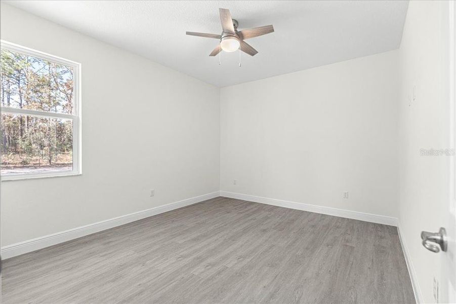 Spacious, unfurnished interior of a new home in , Dunnellon (Image 53).
