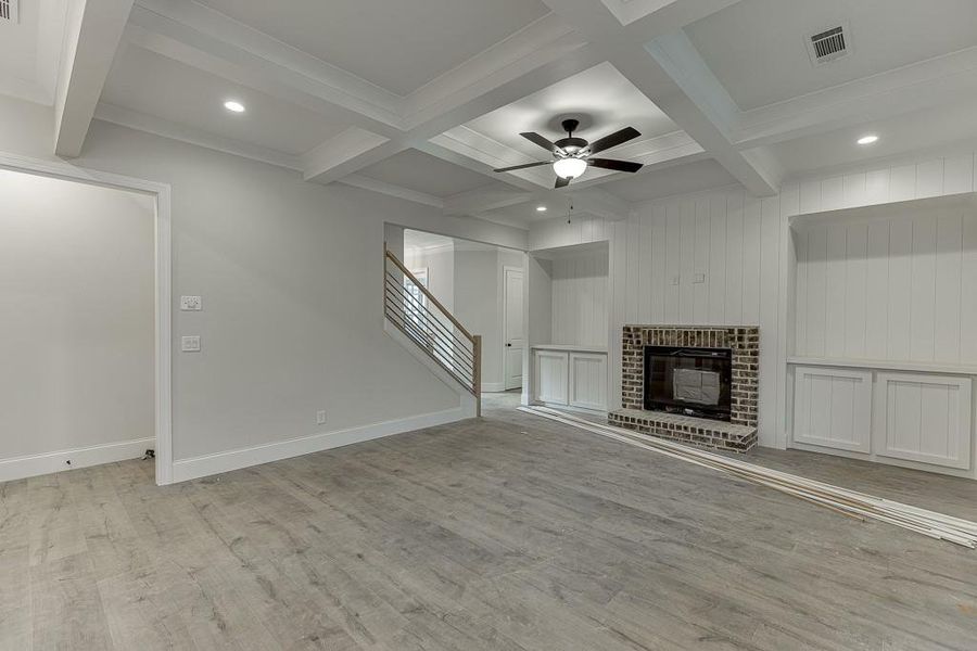 Spacious, unfurnished interior of a new home in , Jefferson (Image 19).
