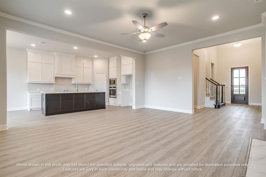 Spacious, unfurnished interior of a new home in Bull Hide Estates, Hewitt (Image 15). Spacious, unfurnished interior of a new home in Bull Hide Estates, Hewitt (Image 15).
