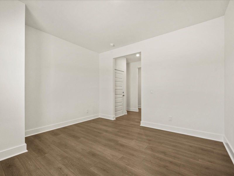 Spacious, unfurnished interior of a new home in The Coves at Lakes of Cane Bay, Summerville (Image 18). Spacious, unfurnished interior of a new home in The Coves at Lakes of Cane Bay, Summerville (Image 18).