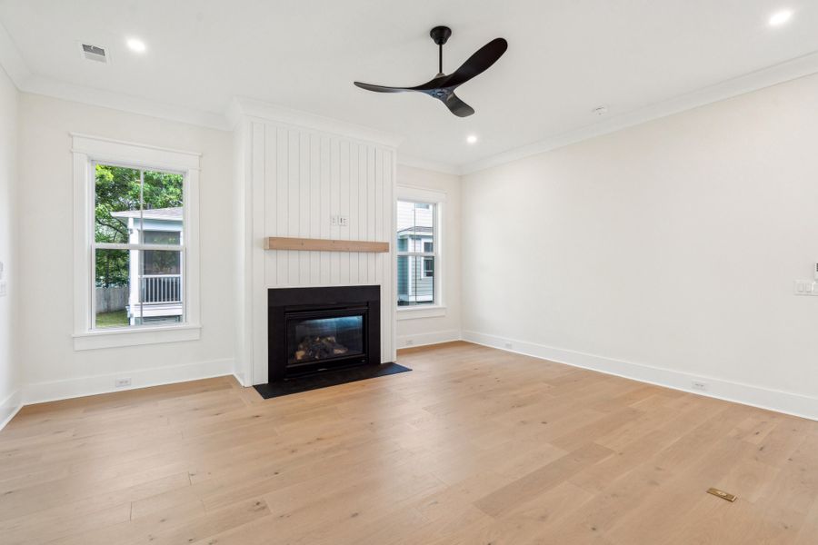 Spacious, unfurnished interior of a new home in , Mount Pleasant (Image 45).