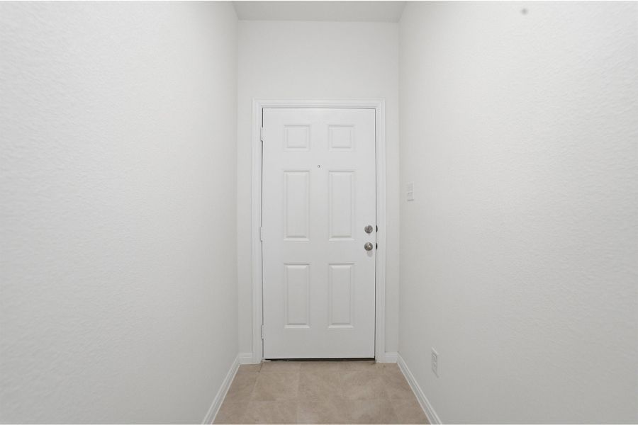 Spacious, unfurnished interior of a new home in Sagebrook, Argyle (Image 14).