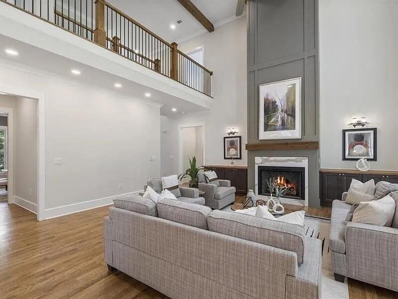 Furnished interior view inside a new home in , Woodstock (Image 41).