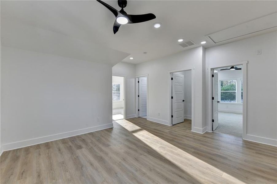 Spacious, unfurnished interior of a new home in , Lawrenceville (Image 70).