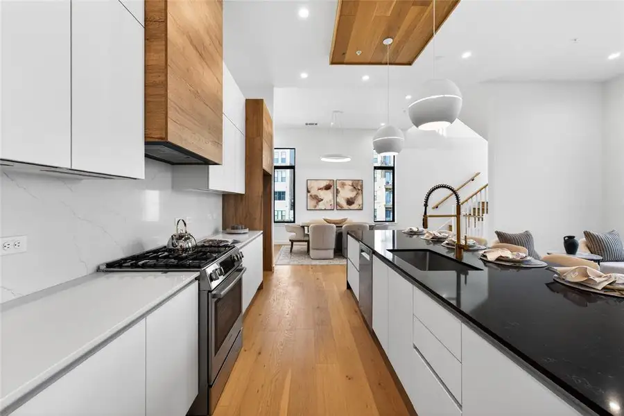 Representative Photo Only. Actual Unit Differs