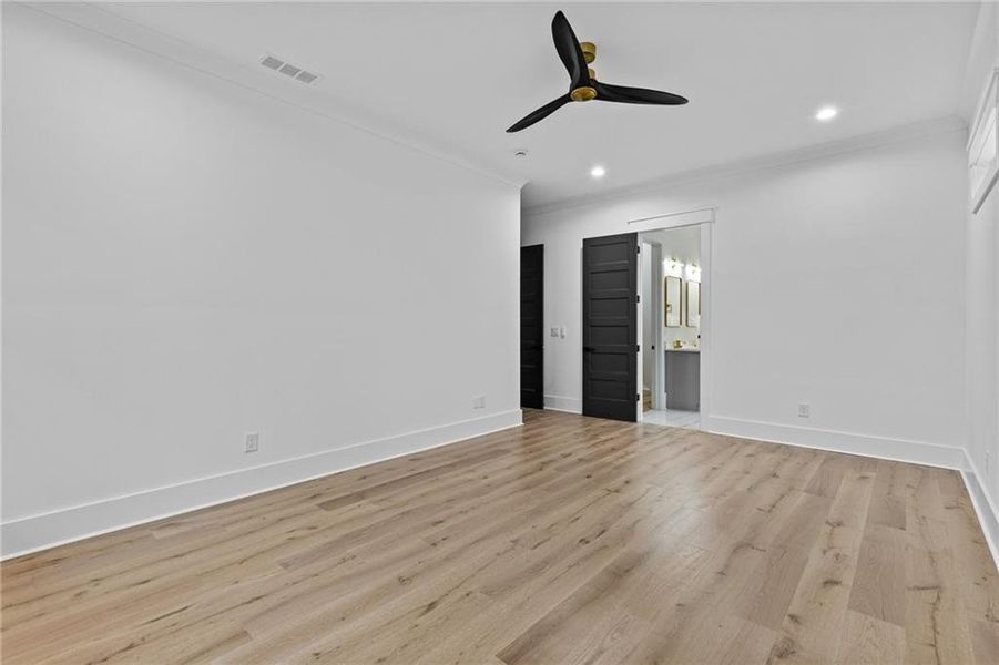 Spacious, unfurnished interior of a new home in , Braselton (Image 39). Spacious, unfurnished interior of a new home in , Braselton (Image 39).