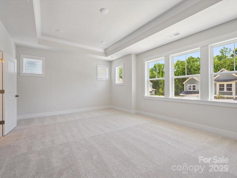 Spacious, unfurnished interior of a new home in North Creek Village, Huntersville (Image 30).