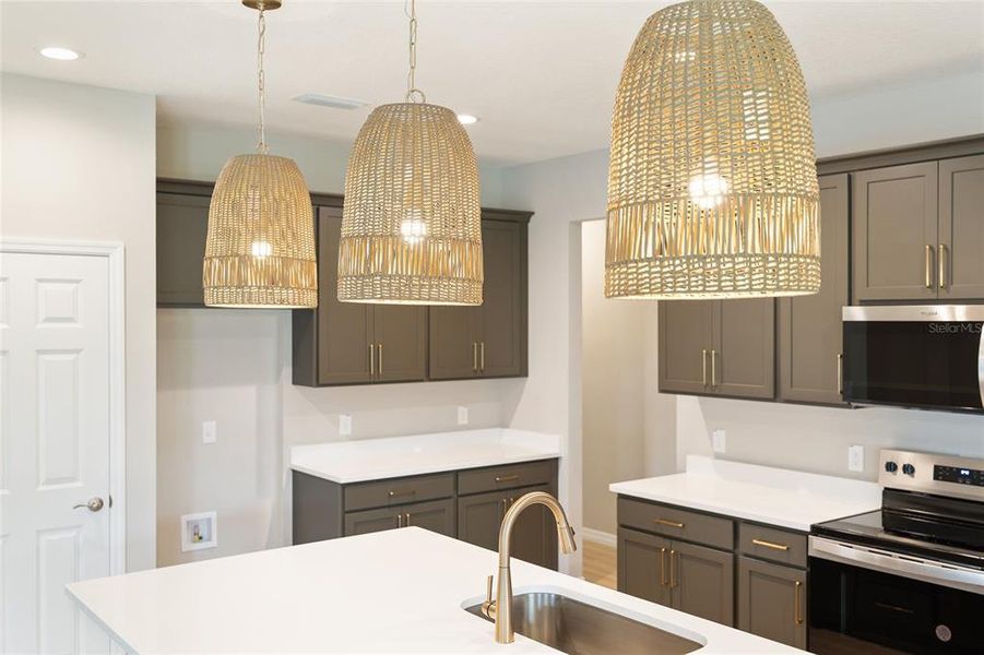 Fabulous Kitchen with up-to-date design styles