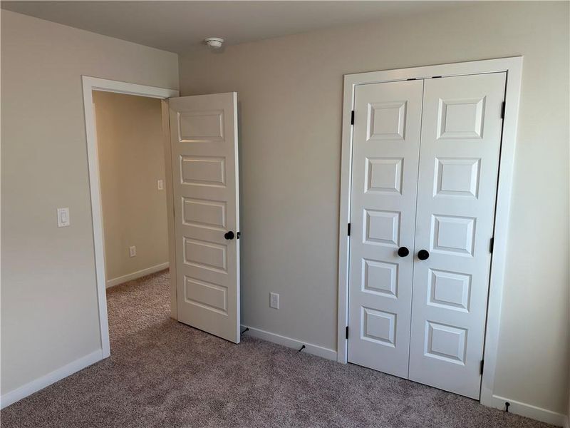 Spacious, unfurnished interior of a new home in Millstone at Mundy Mill, Gainesville (Image 29).