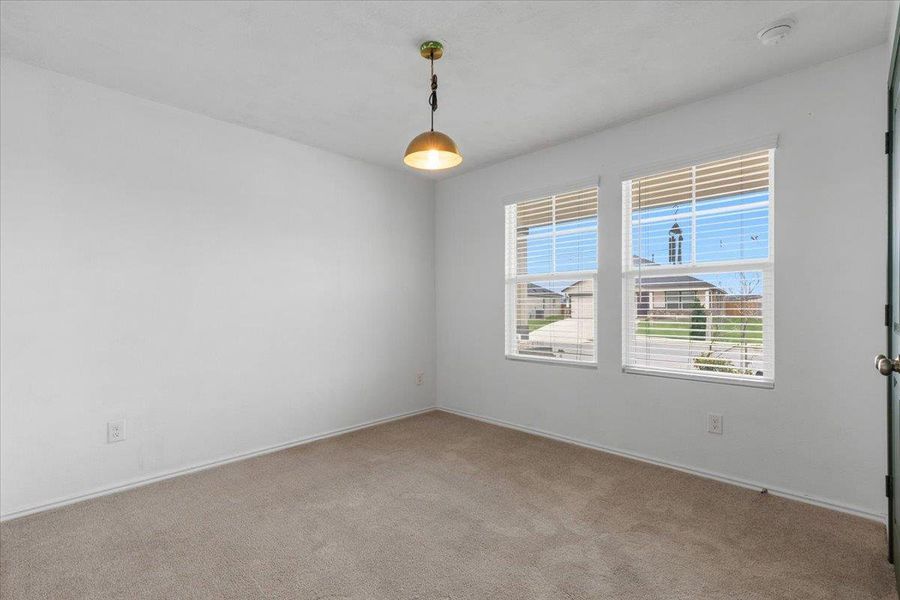 Spacious, unfurnished interior of a new home in Waterstone, Kyle (Image 20).