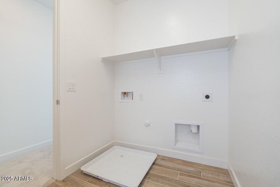 Tri Pointe Waterston Central 297 - Laund