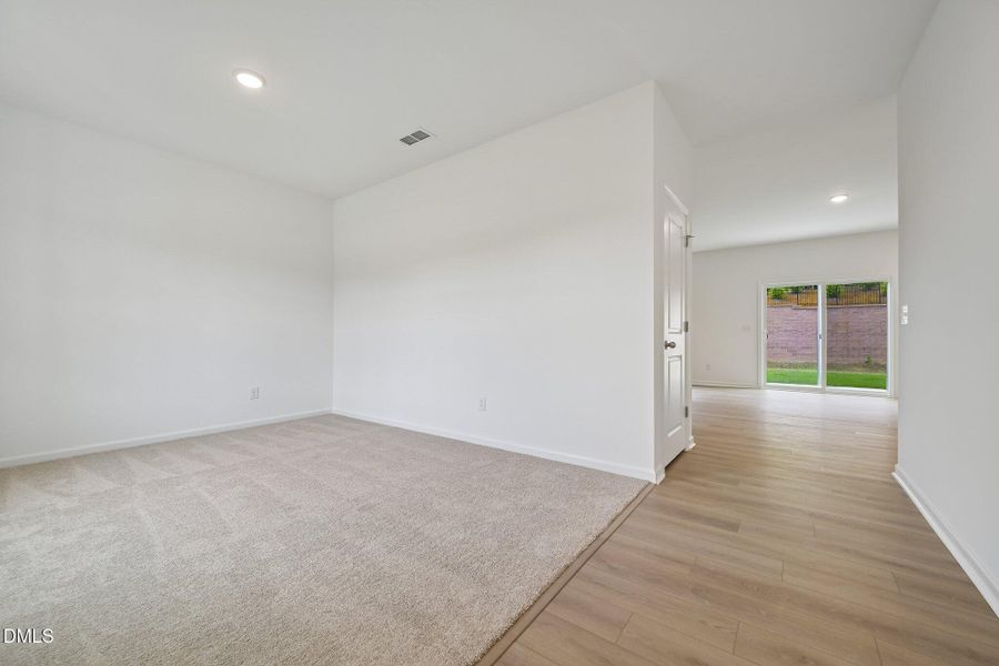 9-web-or-mls-Salers Loop-S1606-009