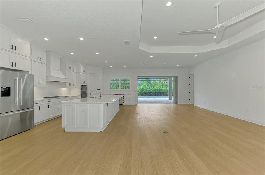 Furnished interior view inside a new home in , Venice (Image 30).