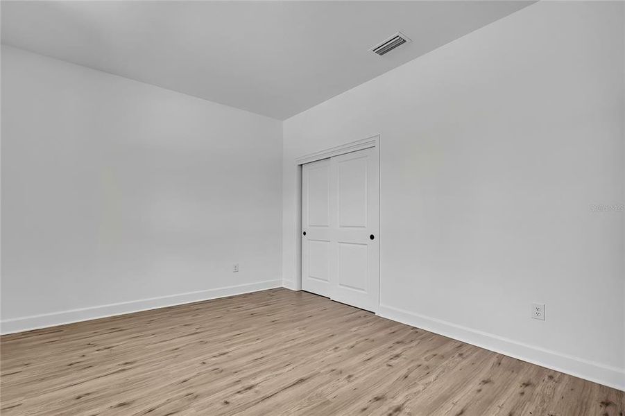 Spacious, unfurnished interior of a new home in , Spring Hill (Image 45).