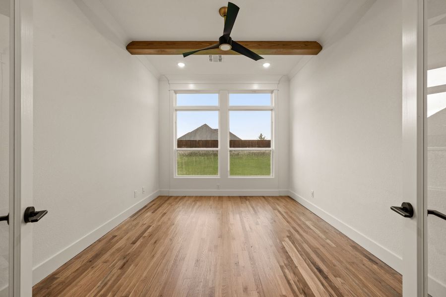 Spacious, unfurnished interior of a new home in NorthGlen, Haslet (Image 32).