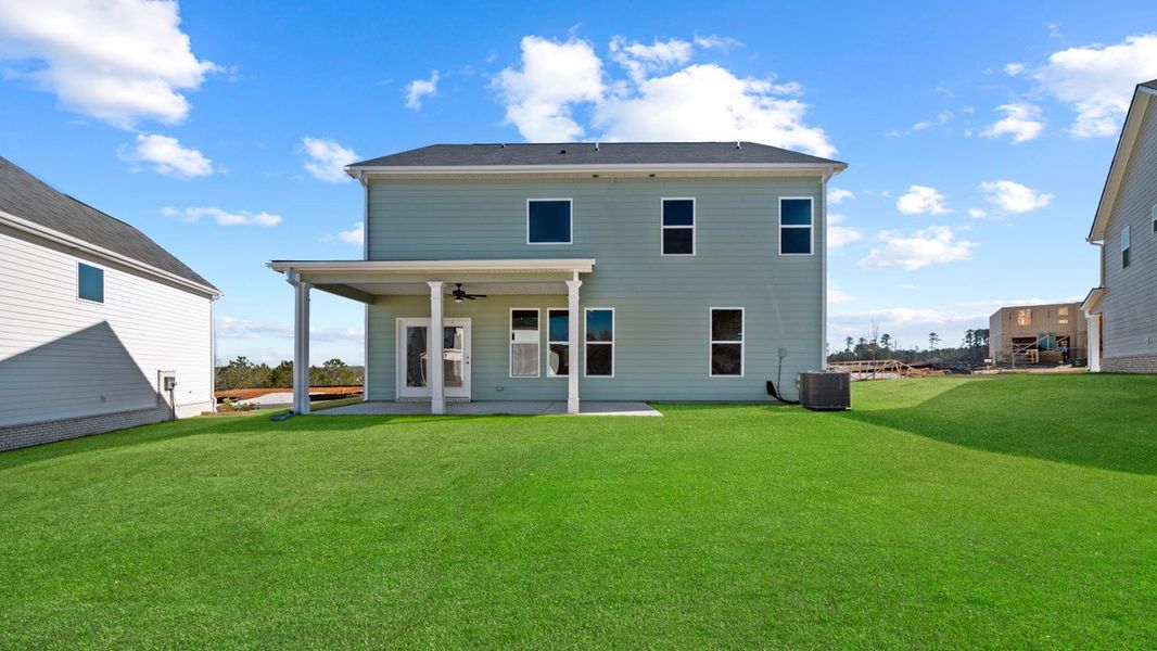 Representative exterior details of a home built from the Summit by D.R. Horton in Evergreen Crossing, Locust Grove (Image 4).