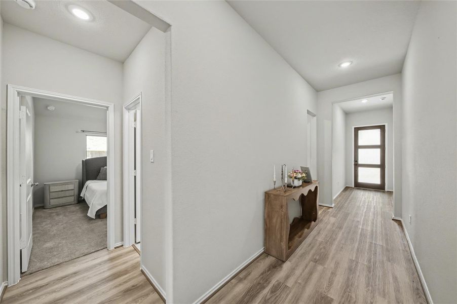 Furnished interior view inside a new home in Candela, Richmond (Image 18).