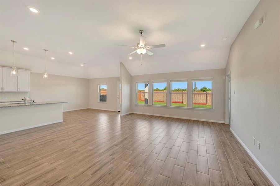 Spacious, unfurnished interior of a new home in The Preserve, Justin (Image 18).