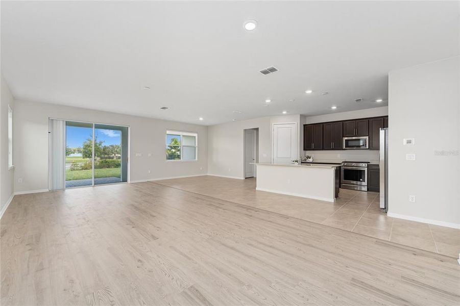 Spacious, unfurnished interior of a new home in Isles of Lake Nona, Orlando (Image 21). Spacious, unfurnished interior of a new home in Isles of Lake Nona, Orlando (Image 21).