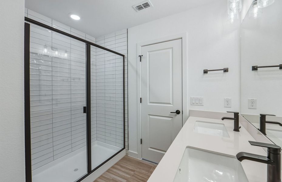 Representative furnished interior of a home built from the Kisko by Pulte Homes in Sunfield, Mustang Ridge (Image 7).