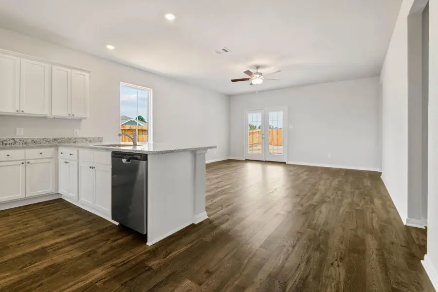 Spacious, unfurnished interior of a new home in Trails at Cochran Ranch, Waller (Image 11). Spacious, unfurnished interior of a new home in Trails at Cochran Ranch, Waller (Image 11).